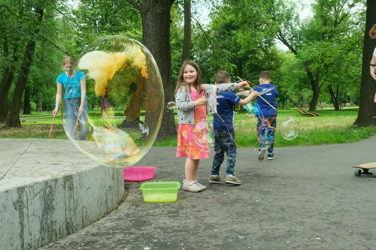  Piknik rodzinny w Parku Ludowym (zdjęcie 1) - Autor: Maciej Kaczanowski