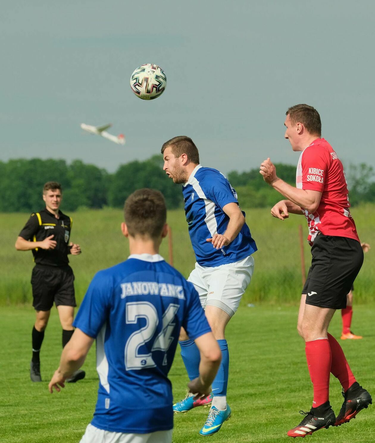  Sokół Konopnica vs Janowianka  Janów Lubelski (zdjęcie 1) - Autor: Maciej Kaczanowski