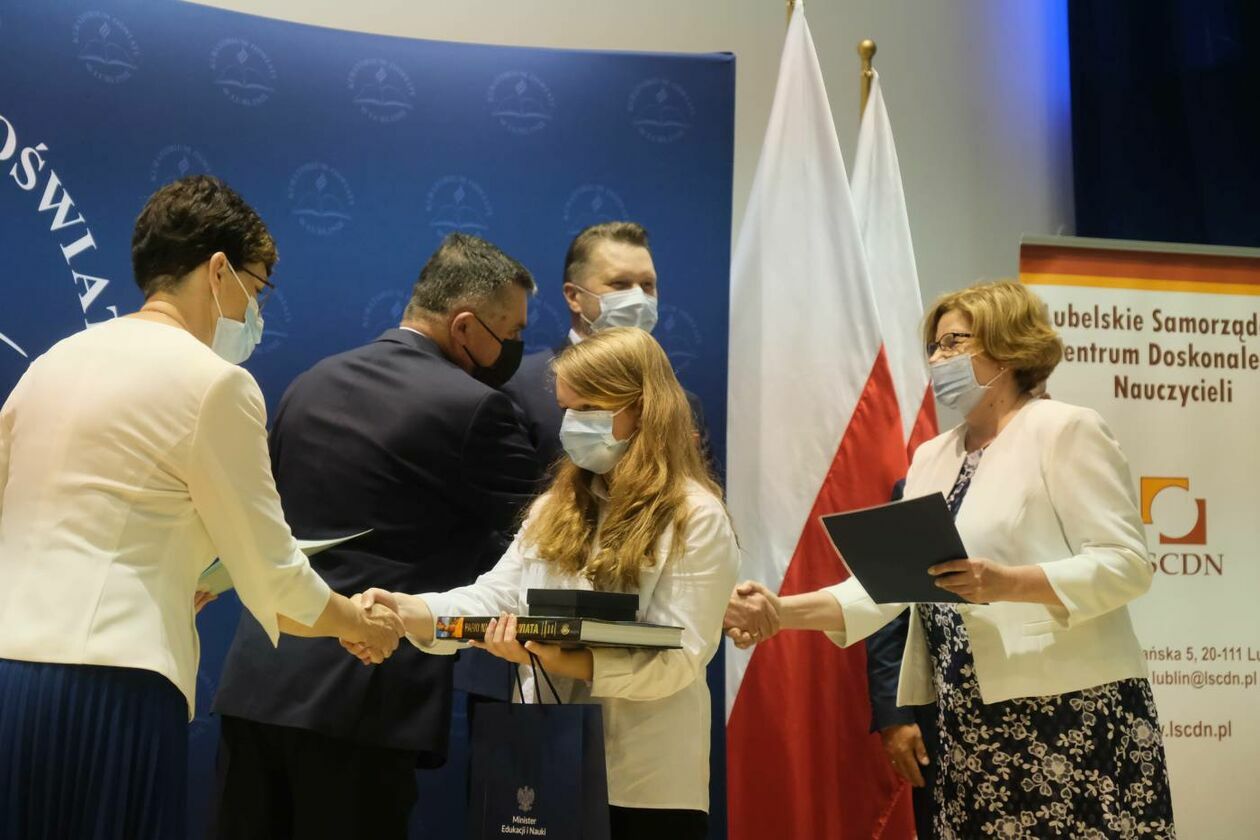  Zwycięzcy konkursów przedmiotowych dla uczniów szkół podstawowych z lubelskiego (zdjęcie 1) - Autor: Maciej Kaczanowski