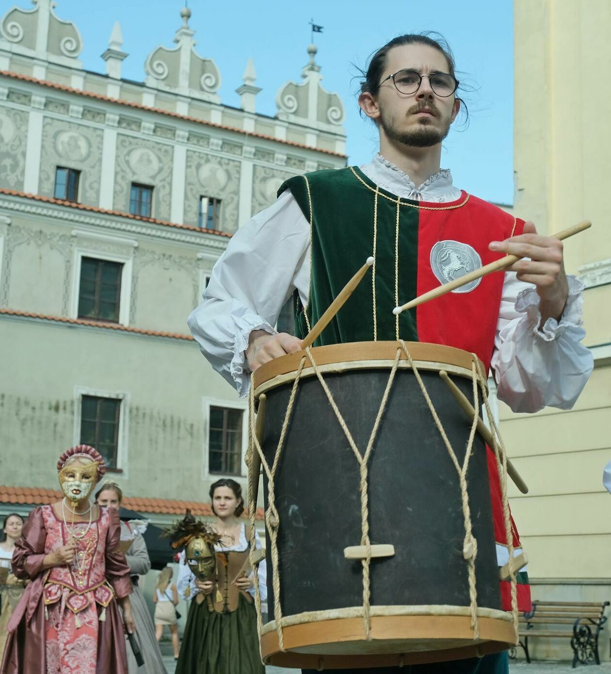  IV Międzynarodowy Festiwal Renesansu korowód (zdjęcie 1) - Autor: Maciej Kaczanowski