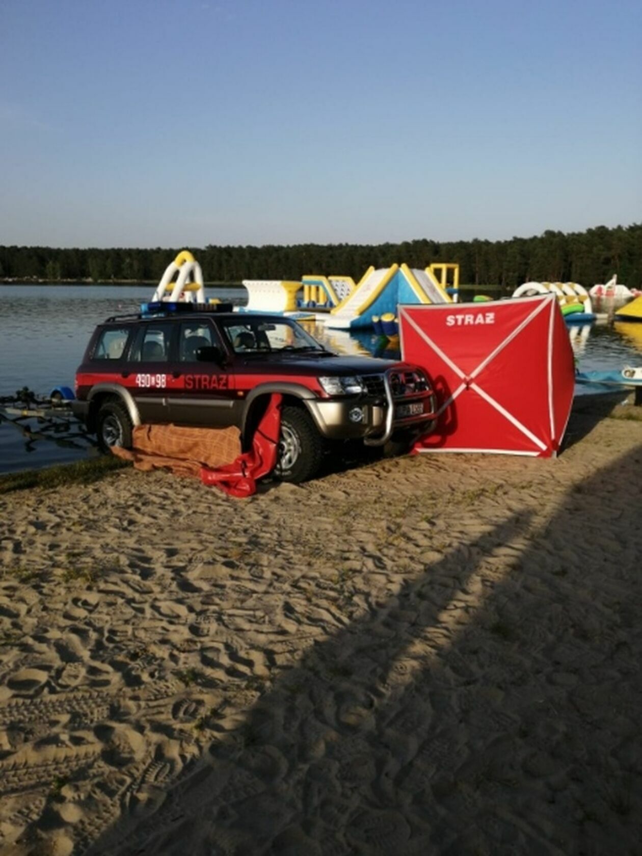 Ciało mężczyzny znaleziono w jeziorze Bialskim - Autor: KP PSP Parczew