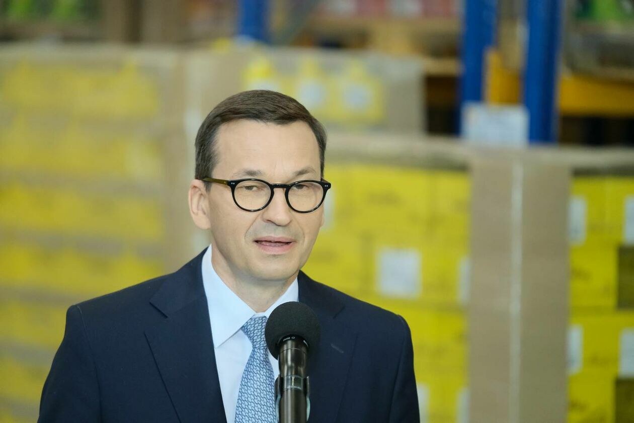  Premier Mateusz Morawiecki w Fabryce Cukierków Pszczółka (zdjęcie 5) - Autor: Maciej Kaczanowski