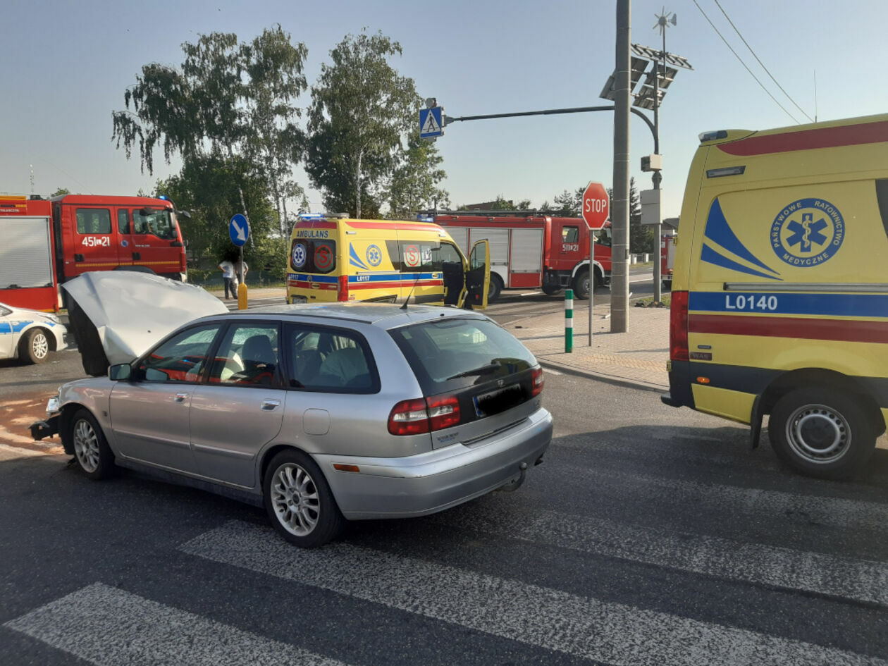  Wypadek w Kocku (zdjęcie 2) - Autor: KP PSP Lubartów
