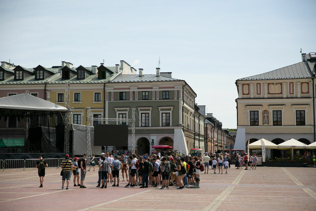  Tłumy turystów w Zamościu (zdjęcie 5) - Autor: Kazimierz Chmiel