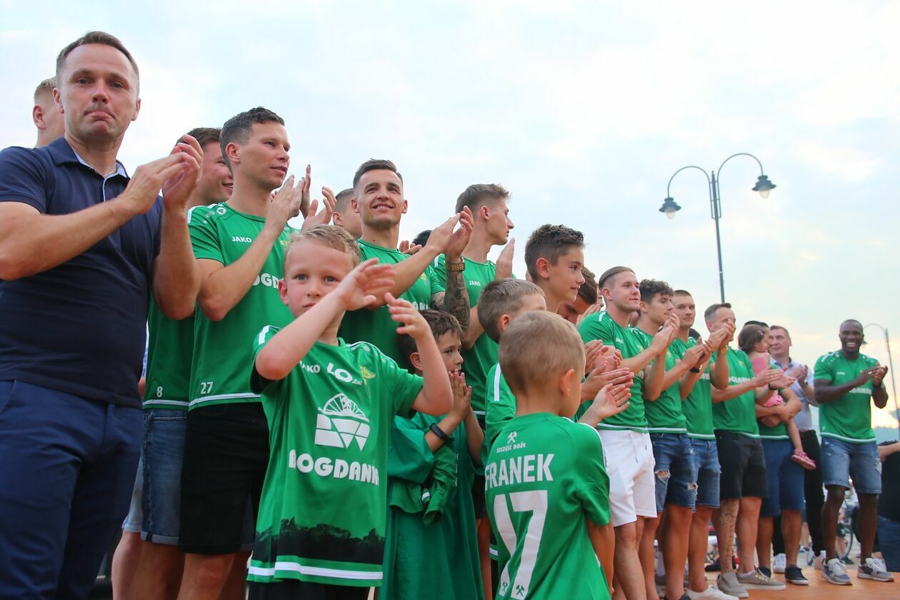  Wielka feta w Łęcznej po awansie GKS do Ekstraklasy (zdjęcie 39) - Autor: Piotr Michalski