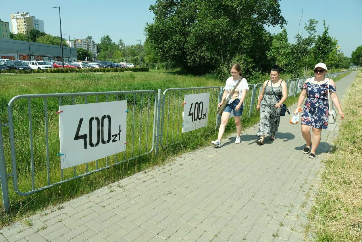  100 niepotrzebnych barierek po 400 zł za sztukę (zdjęcie 2) - Autor: Maciej Kaczanowski