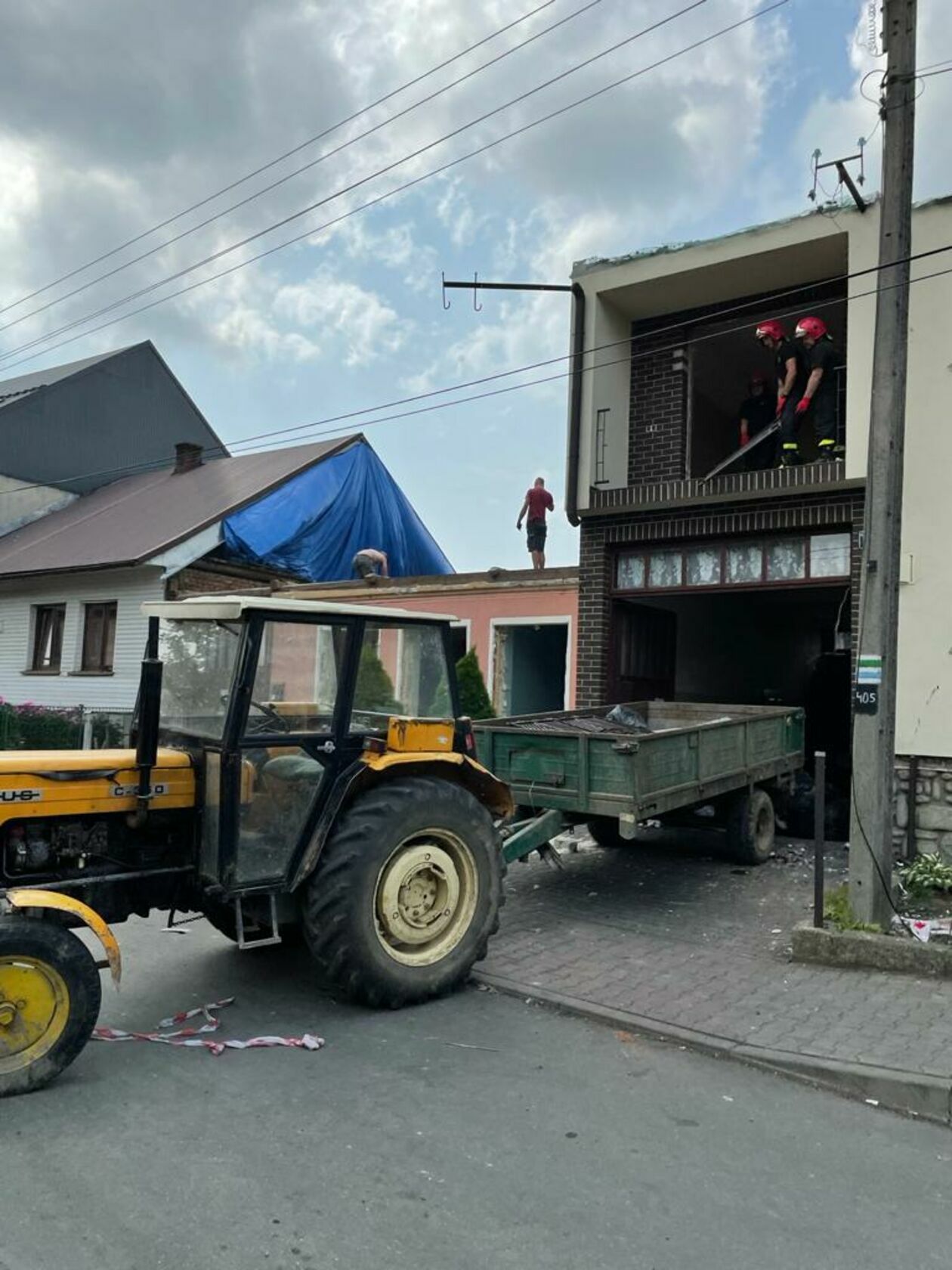  Transport darów z Kraśnika dotarł do Nowej Białej  (zdjęcie 9) - Autor: Miejska OSP Kraśnik