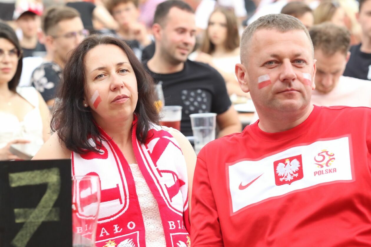  Polska - Szwecja w strefie kibica nad Zalewem Zemborzyckim (zdjęcie 63) - Autor: Piotr Michalski