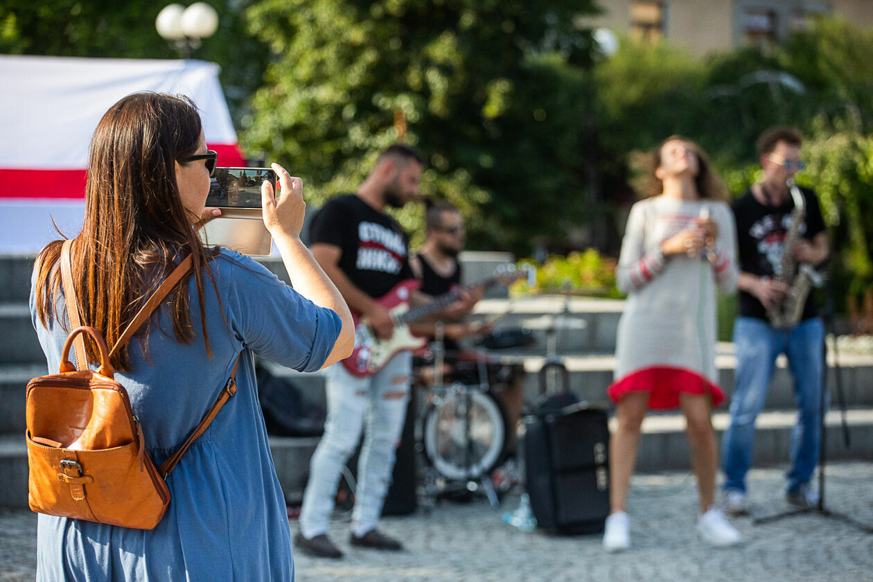  Koncert Belarusian Truestory w Białej Podlaskiej  (zdjęcie 14) - Autor: Bartosz Wołoszko