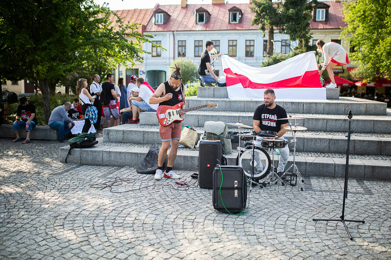  Koncert Belarusian Truestory w Białej Podlaskiej  (zdjęcie 25) - Autor: Bartosz Wołoszko