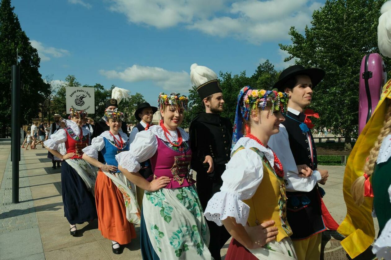  W Lublinie rozpoczęły się Międzynarodowe Spotkania Folklorystyczne  (zdjęcie 55) - Autor: Maciej Kaczanowski