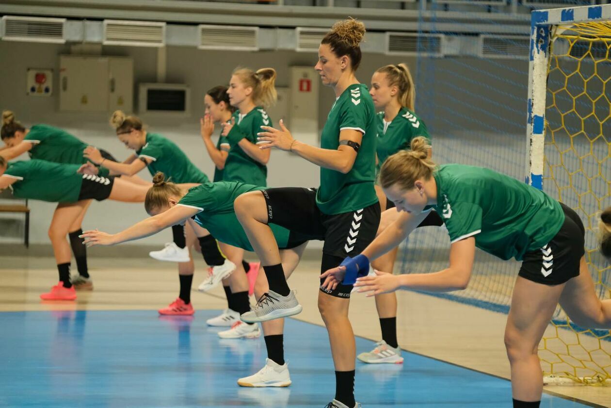  Trening piłkarek ręcznych MKS Perła Lublin (zdjęcie 28) - Autor: Maciej Kaczanowski