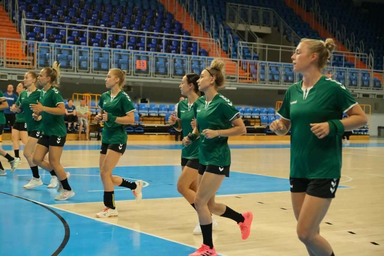  Trening piłkarek ręcznych MKS Perła Lublin (zdjęcie 14) - Autor: Maciej Kaczanowski