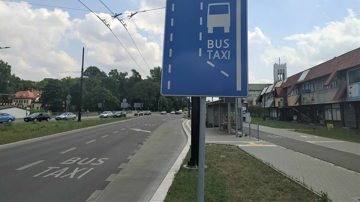  <p>Tak oznakowany był w południe początek buspasa na Fabrycznej od strony ronda przy Gali. </p>