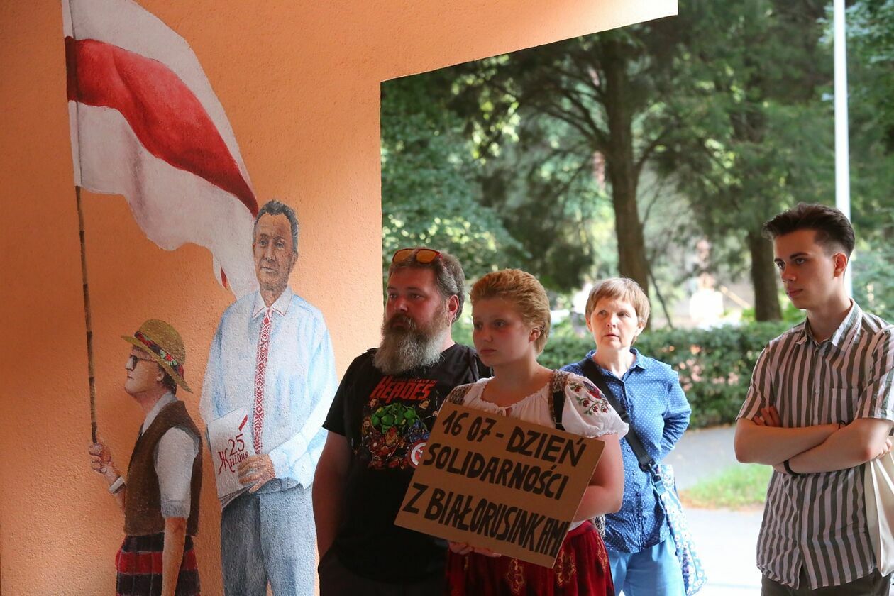  Mural Aleny Hrybianchuk poświęcony protestom na Białorusi (zdjęcie 16) - Autor: Piotr Michalski