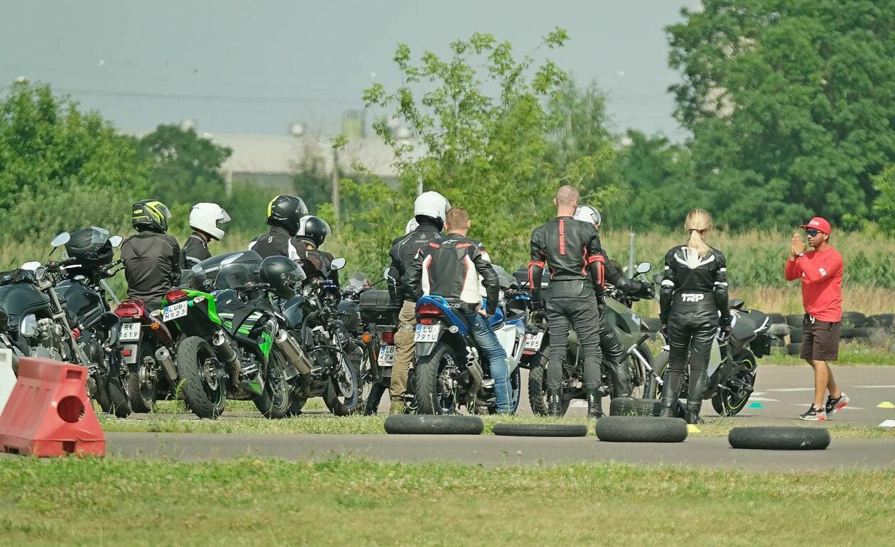  Szkolenie dla motocyklistów w Ośrodku Doskonalenia Techniki Jazdy (zdjęcie 40) - Autor: Maciej Kaczanowski