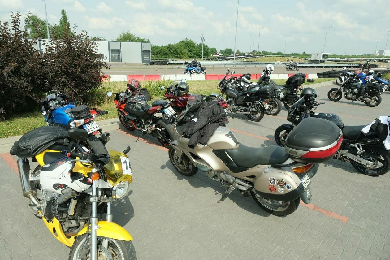  Szkolenie dla motocyklistów w Ośrodku Doskonalenia Techniki Jazdy (zdjęcie 27) - Autor: Maciej Kaczanowski