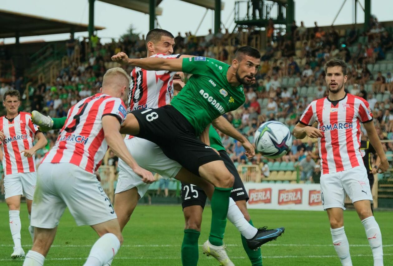  Górnik Łęczna - Cracovia  Kraków 1:1  (zdjęcie 1) - Autor: Maciej Kaczanowski