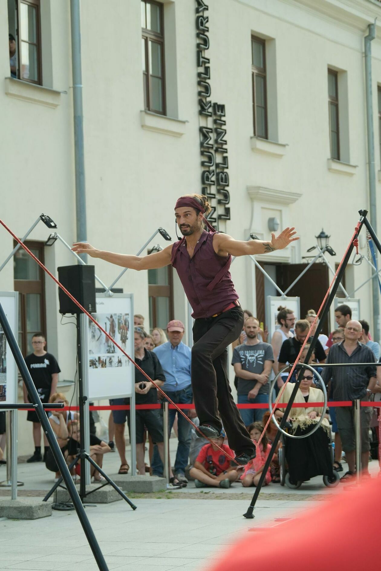  Carnaval Sztukmistrzów: pokazy Che Cirque, Velocimanes Associes i Juriy Longhi (zdjęcie 51) - Autor: Maciej Kaczanowski