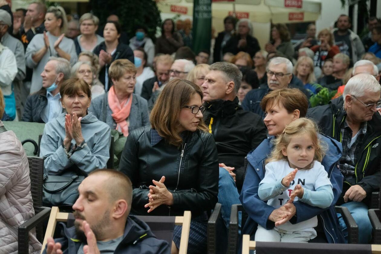  Centrum Kultury: w Lublinie wystartował Tour de Konstytucja (zdjęcie 15) - Autor: Maciej Kaczanowski