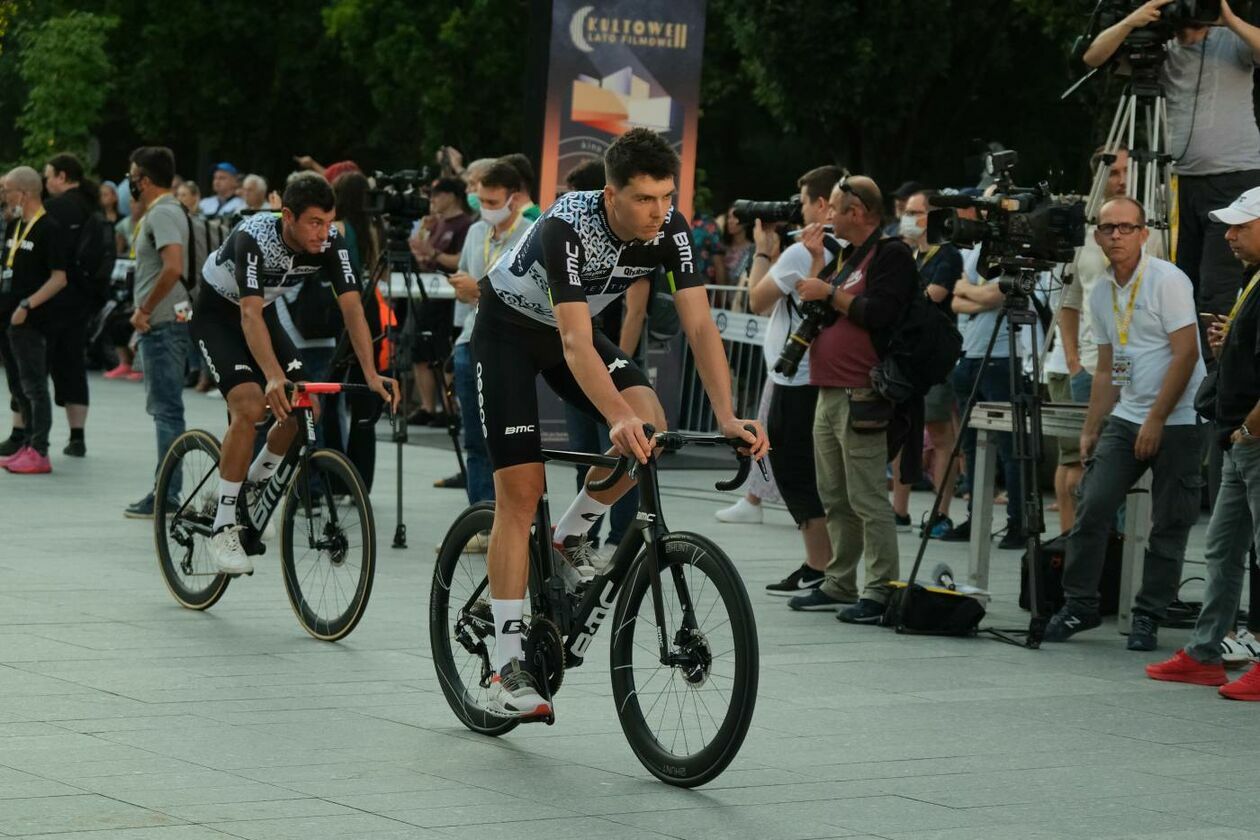  Prezentacja ekip uczestniczących w wyścigu kolarskim Tour de Pologne (zdjęcie 28) - Autor: Maciej Kaczanowski