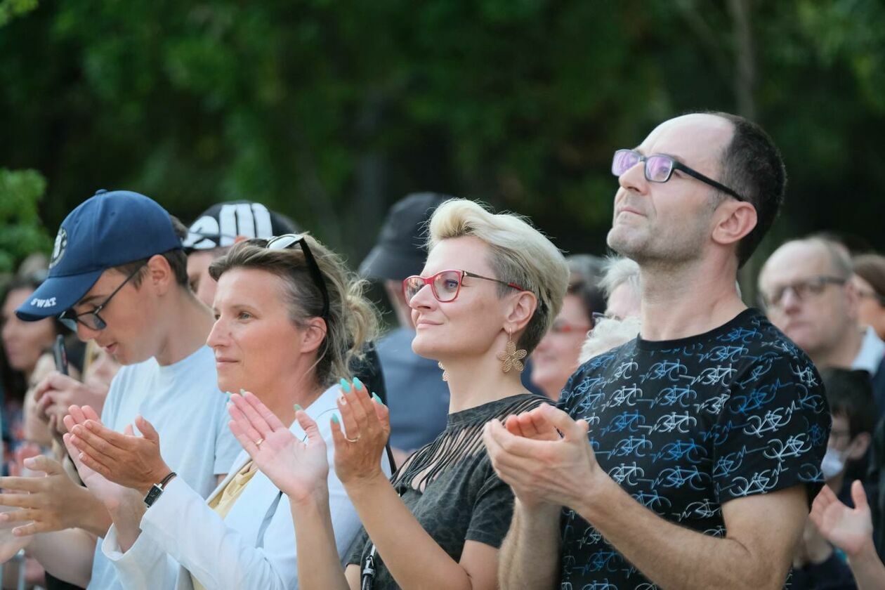  Prezentacja ekip uczestniczących w wyścigu kolarskim Tour de Pologne (zdjęcie 38) - Autor: Maciej Kaczanowski