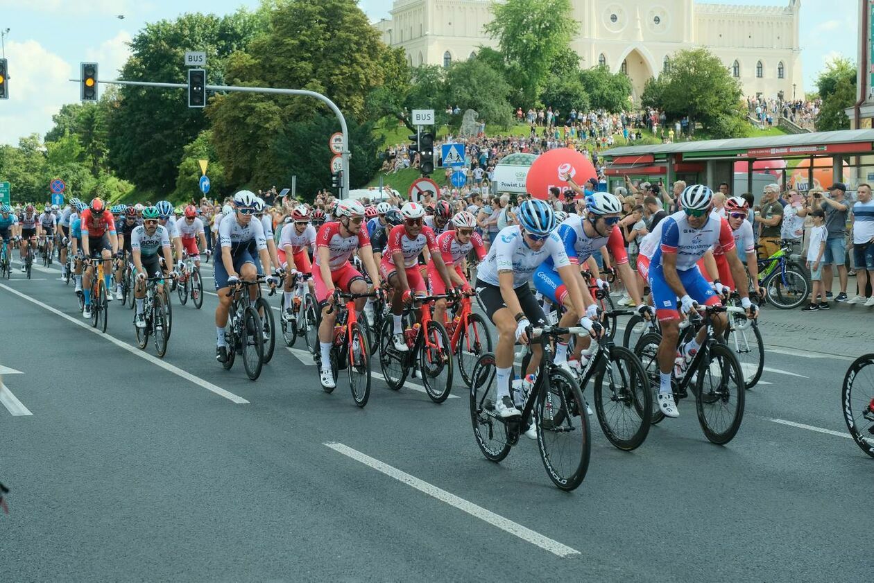  Start wyścigu kolarskiego Tour de Pologne w Lublinie (zdjęcie 27) - Autor: Maciej Kaczanowski