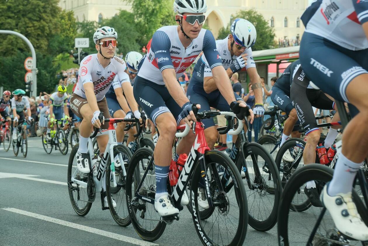  Start wyścigu kolarskiego Tour de Pologne w Lublinie (zdjęcie 30) - Autor: Maciej Kaczanowski