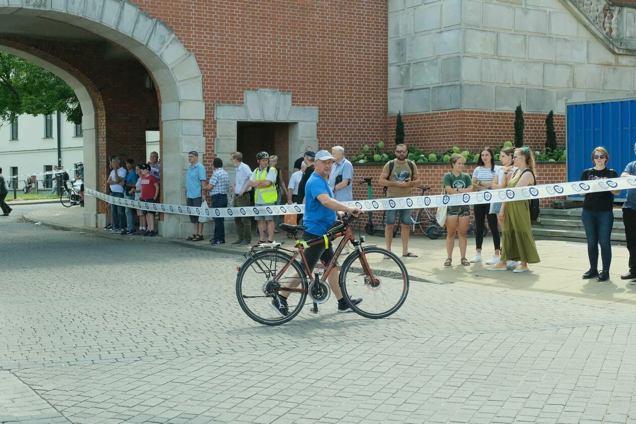  Start wyścigu kolarskiego Tour de Pologne w Lublinie (zdjęcie 8) - Autor: Maciej Kaczanowski