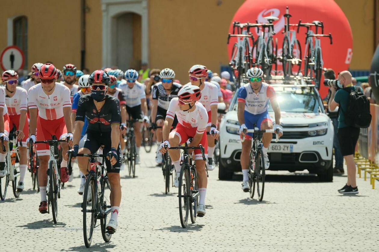  Start wyścigu kolarskiego Tour de Pologne w Lublinie (zdjęcie 17) - Autor: Maciej Kaczanowski