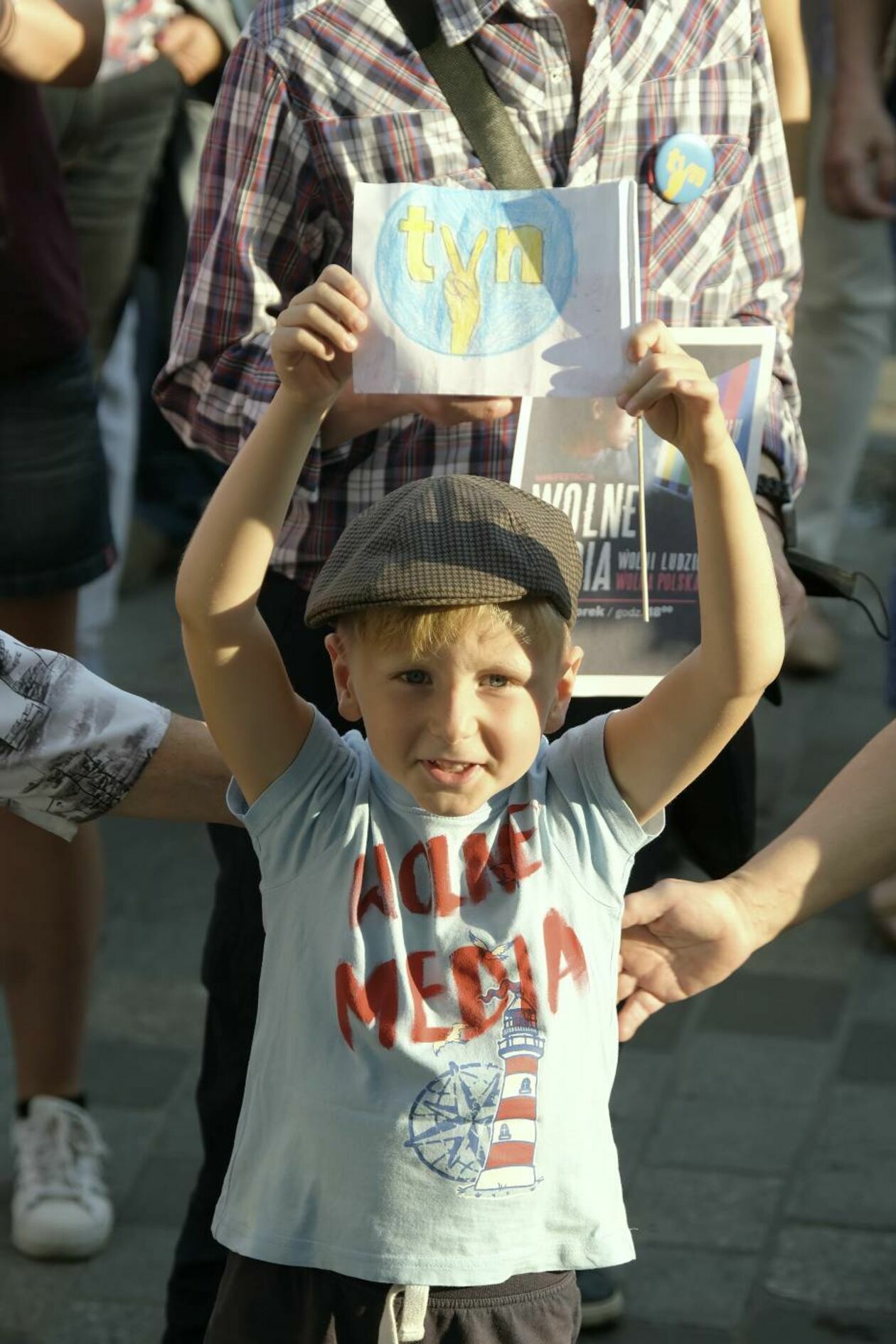  Demonstracja KOD w obronie wolnych mediów (zdjęcie 2) - Autor: Maciej Kaczanowski