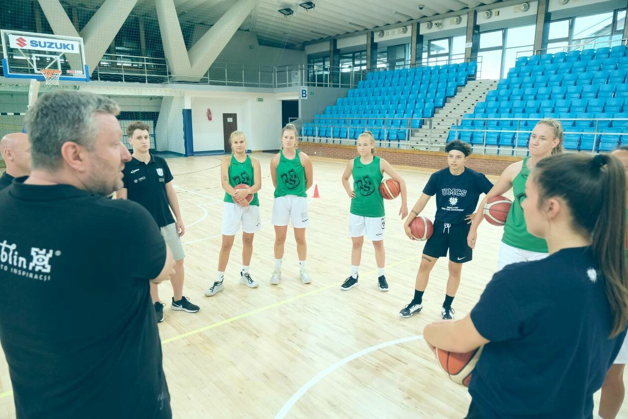  Pierwszy trening koszykarek Pszczółki Polski Cukier AZS UMCS Lublin (zdjęcie 11) - Autor: Maciej Kaczanowski