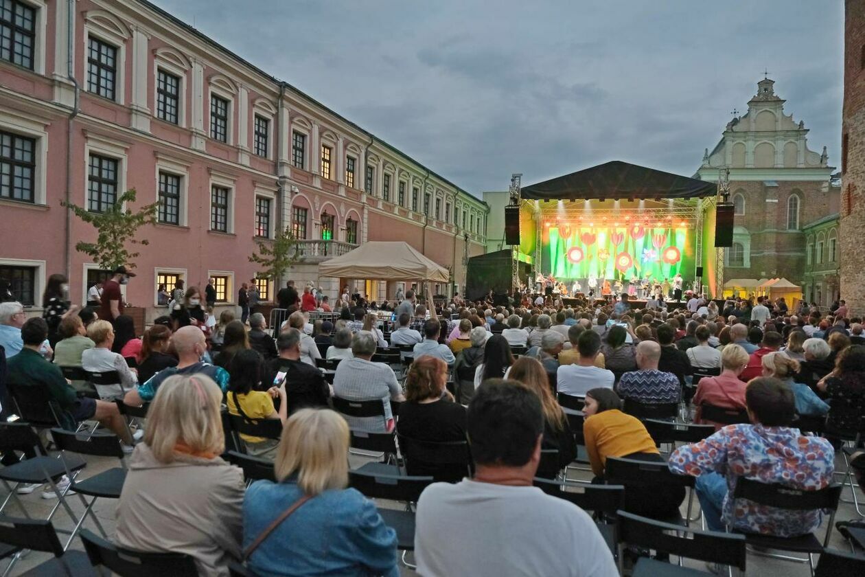  Występ Orkiestry Jarmarku Jagiellońskiego i koncert Re:tradycja (zdjęcie 2) - Autor: Maciej Kaczanowski