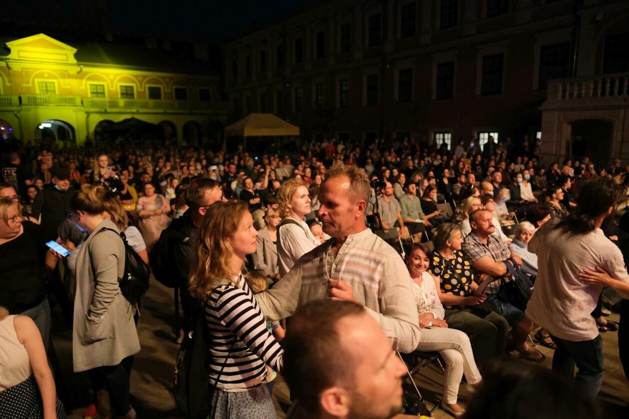  Występ Orkiestry Jarmarku Jagiellońskiego i koncert Re:tradycja (zdjęcie 39) - Autor: Maciej Kaczanowski