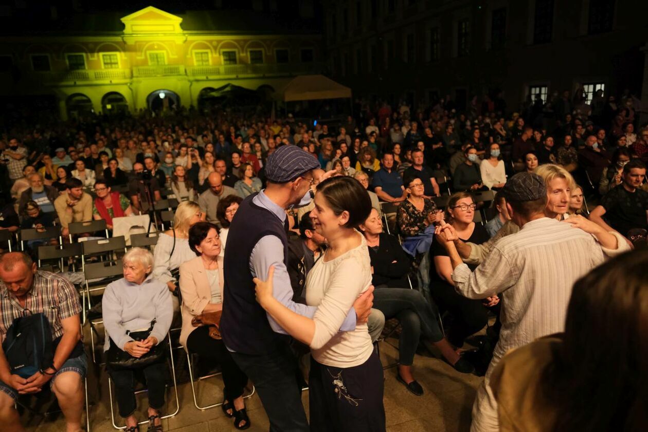  Występ Orkiestry Jarmarku Jagiellońskiego i koncert Re:tradycja (zdjęcie 32) - Autor: Maciej Kaczanowski