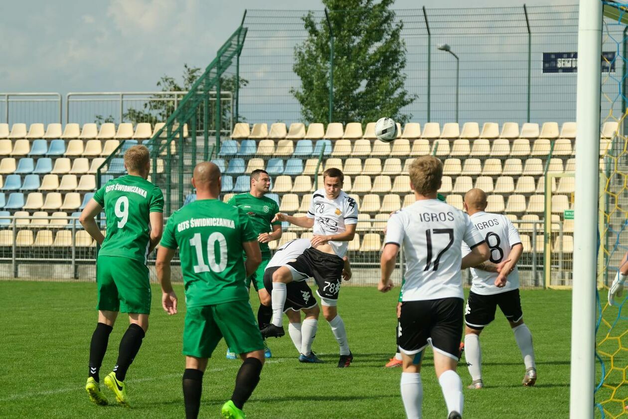  Świdniczanka vs Igros Krasnobród (zdjęcie 1) - Autor: Maciej Kaczanowski