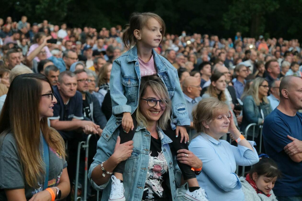  Koncert Budki Suflera w Muszli im Romualda Lipko (zdjęcie 56) - Autor: Maciej Kaczanowski