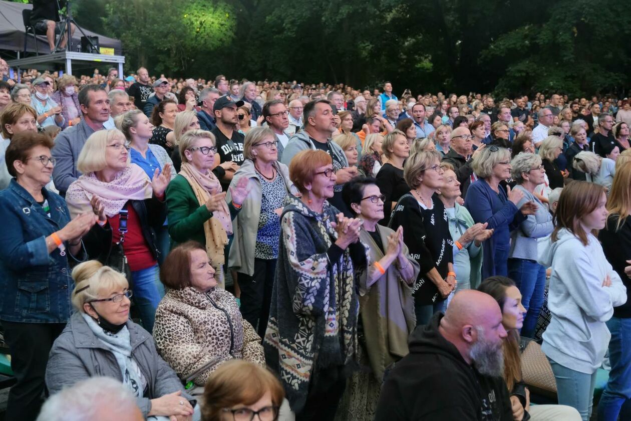  Koncert Budki Suflera w Muszli im Romualda Lipko (zdjęcie 54) - Autor: Maciej Kaczanowski