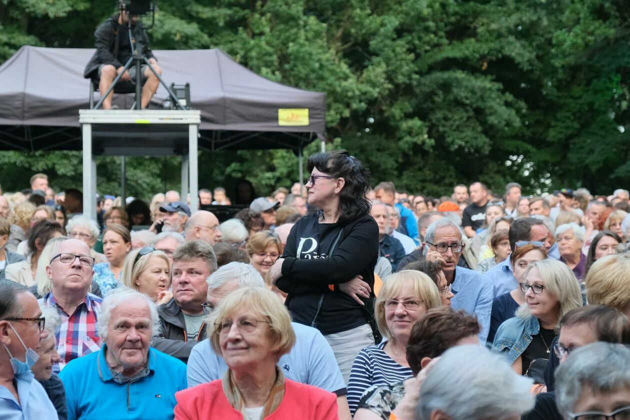  Koncert Budki Suflera w Muszli im Romualda Lipko (zdjęcie 17) - Autor: Maciej Kaczanowski