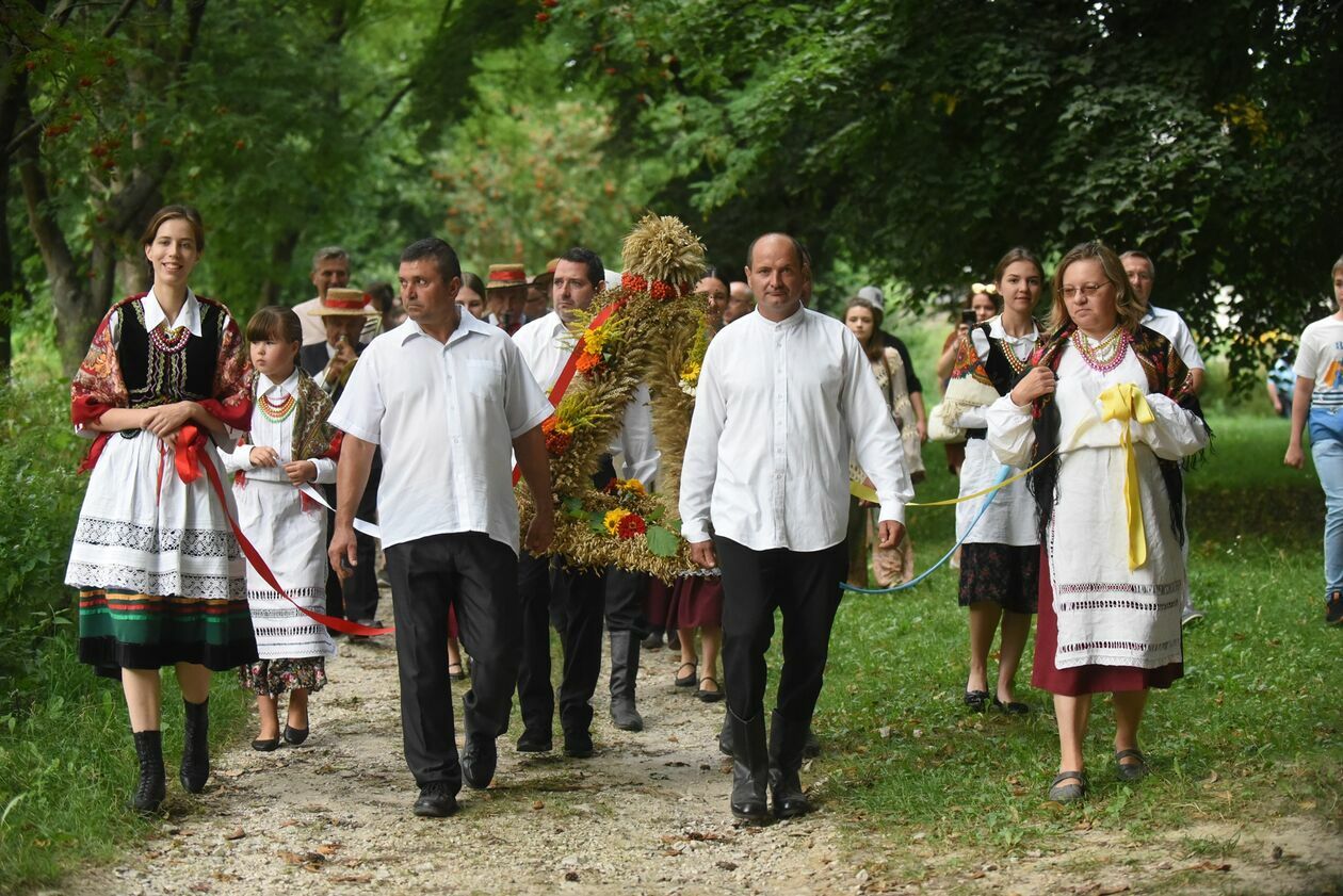  Dożynki dworskie w skansenie (zdjęcie 13) - Autor: Maciej Kaczanowski