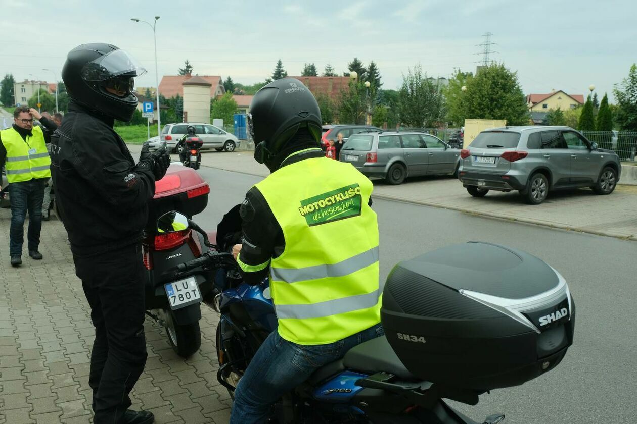 Dary od motocyklistów dla pacjentów Hospicjum im. Małego Księcia