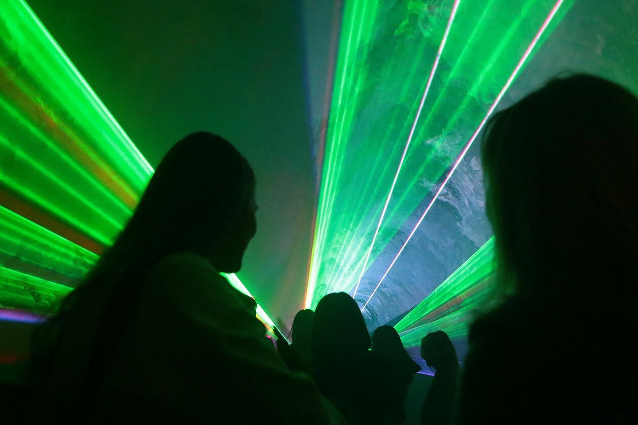  Pokaz laserów na 105 rocznicę Zamoya (zdjęcie 1) - Autor: Piotr Michalski