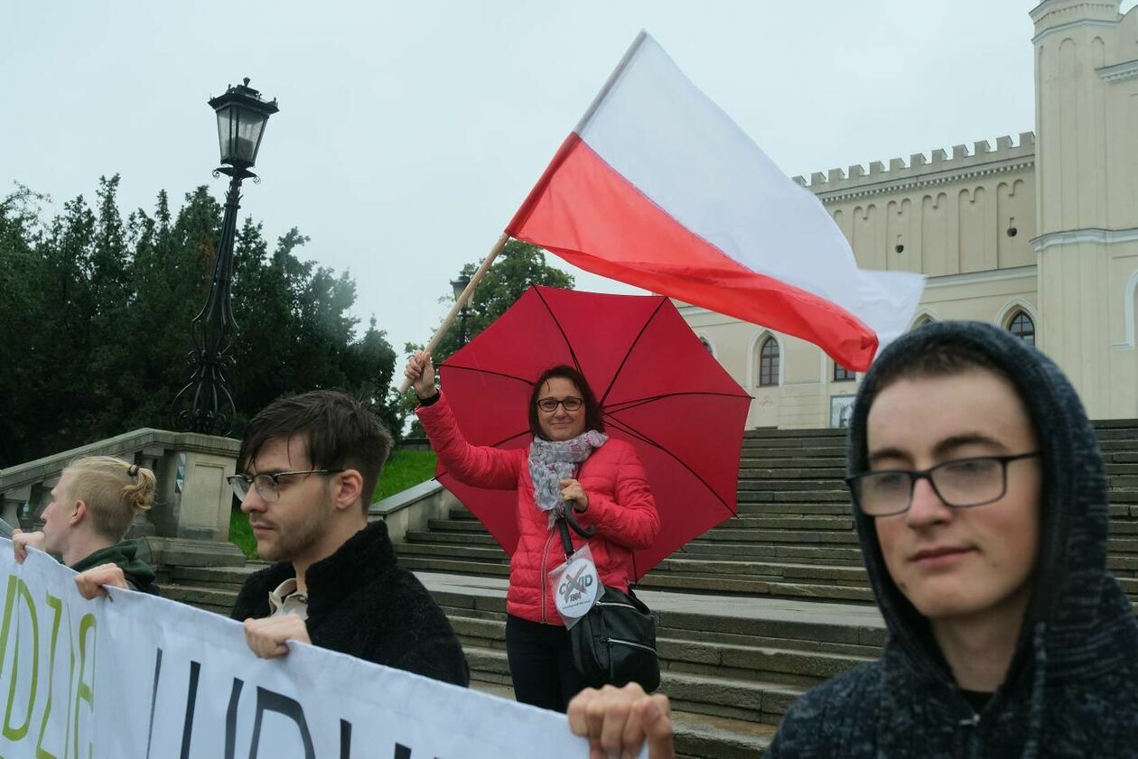 Protest antyszczepionkowców