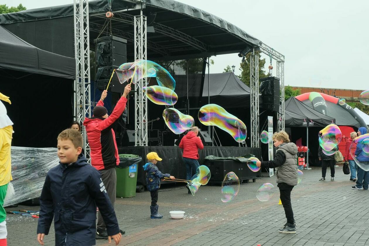  Europejski Tydzień Zrównoważonego Transportu: piknik rodzinny na pl. Zamkowym (zdjęcie 31) - Autor: Maciej Kaczanowski