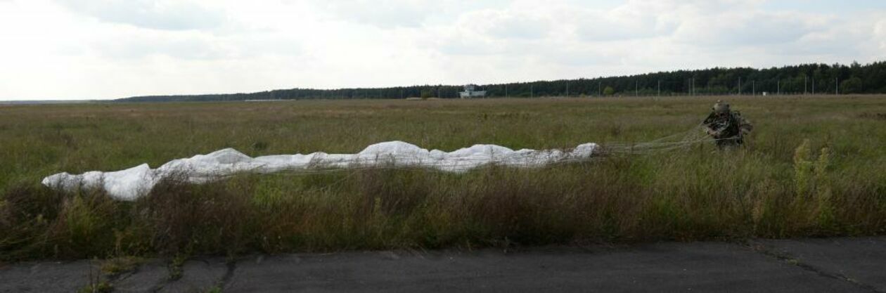  Amerykańskie Herculesy nad Białą Podlaską  (zdjęcie 6) - Autor: Airman Edgar Grimaldo