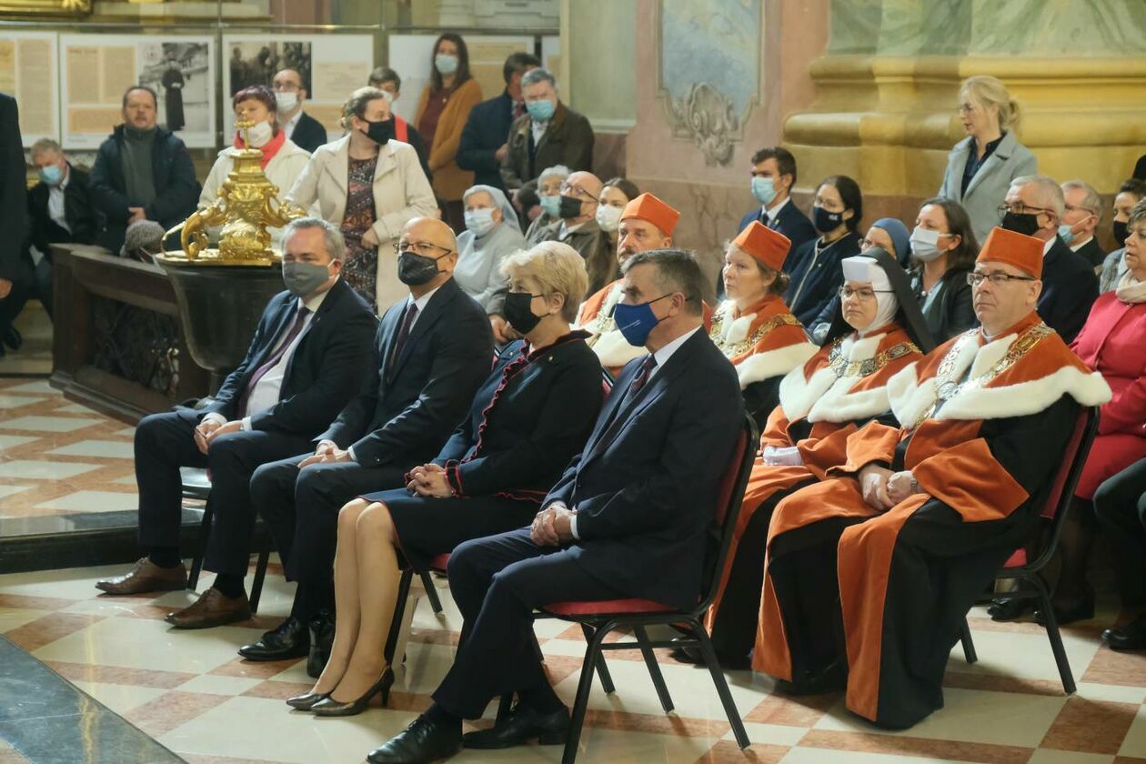  III Synod Archidiecezji Lubelskiej (zdjęcie 14) - Autor: Maciej Kaczanowski