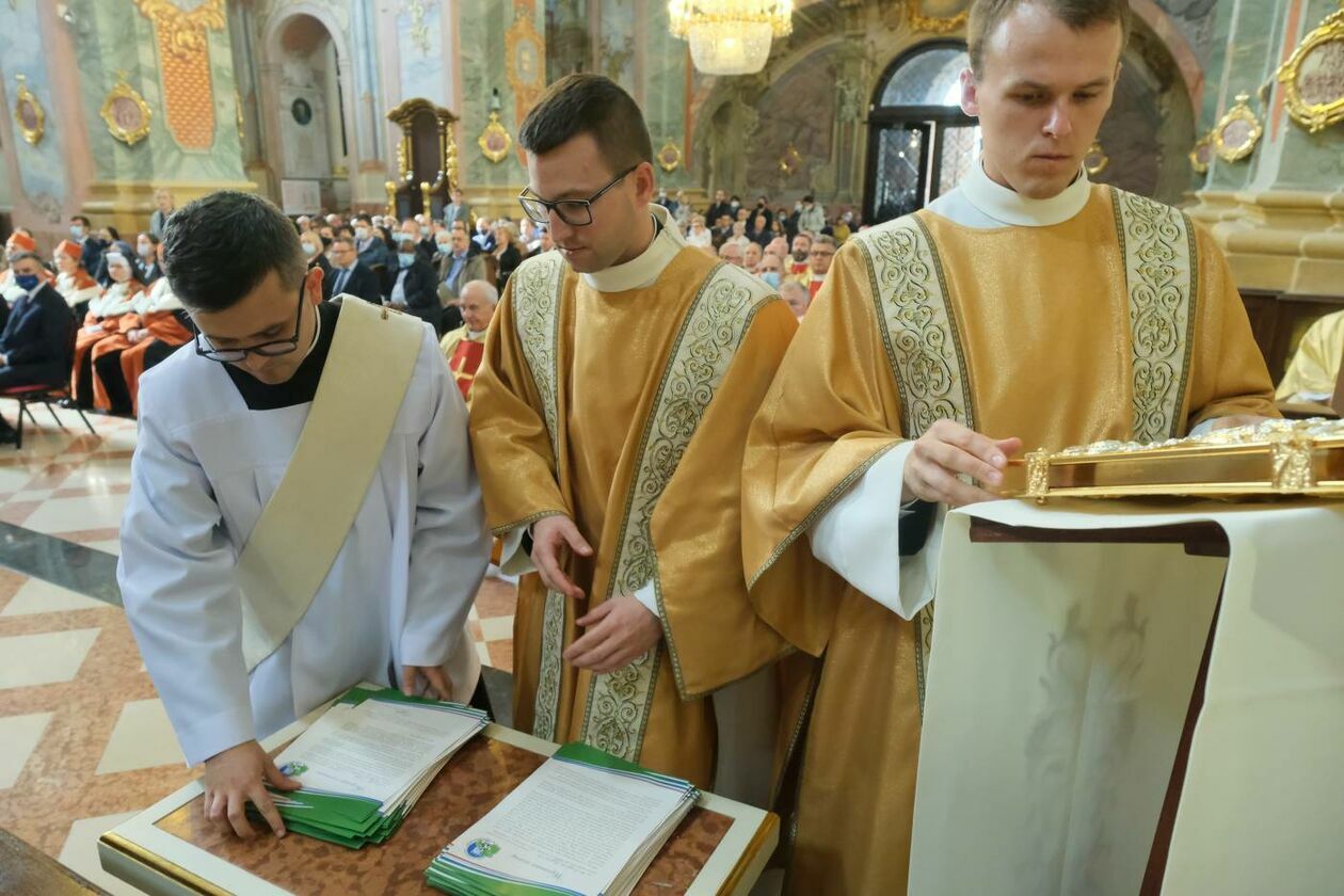  III Synod Archidiecezji Lubelskiej (zdjęcie 19) - Autor: Maciej Kaczanowski