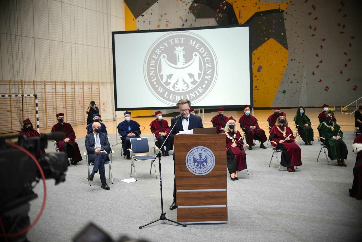  Inauguracja roku akademickiego na Uniwersytecie Medycznym w Lublinie (zdjęcie 34) - Autor: Maciej Kaczanowski