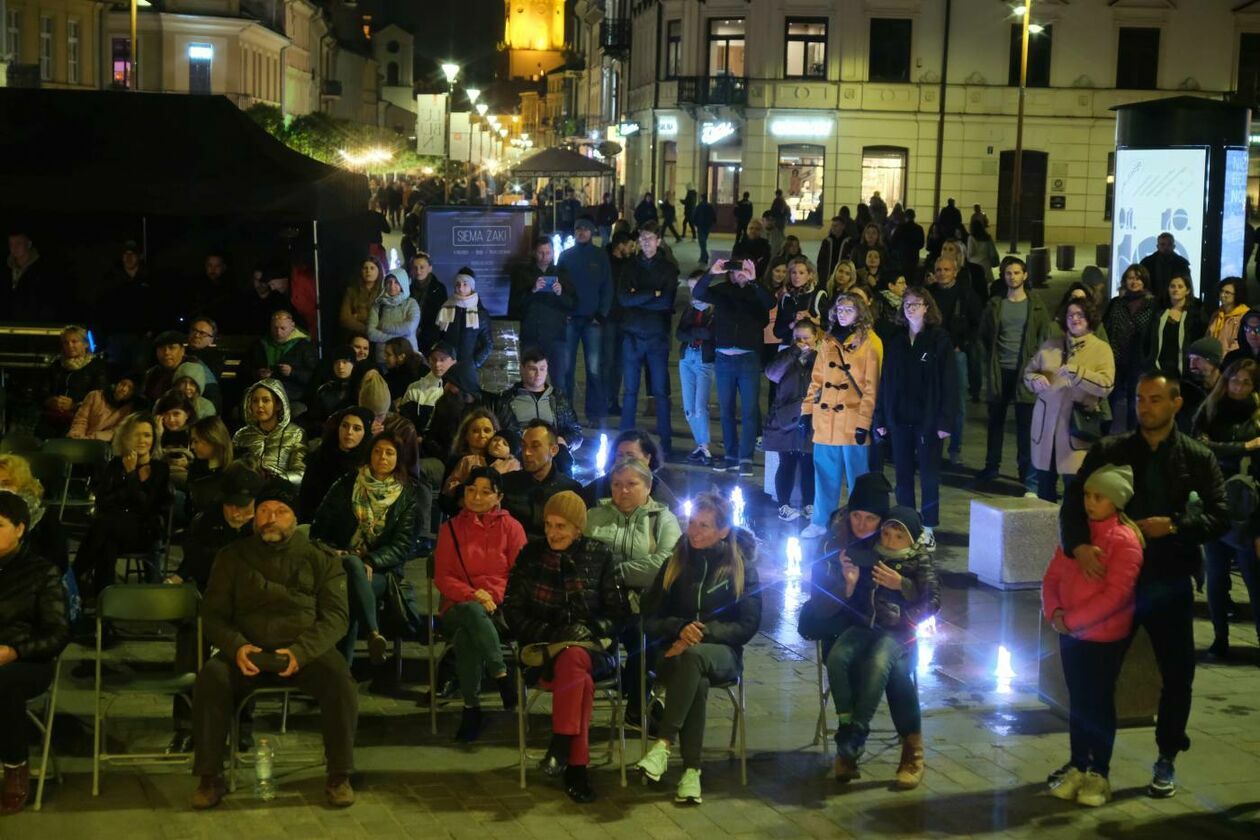  Koncert pt. Siema żaki! na placu Litewskim (zdjęcie 29) - Autor: Maciej Kaczanowski