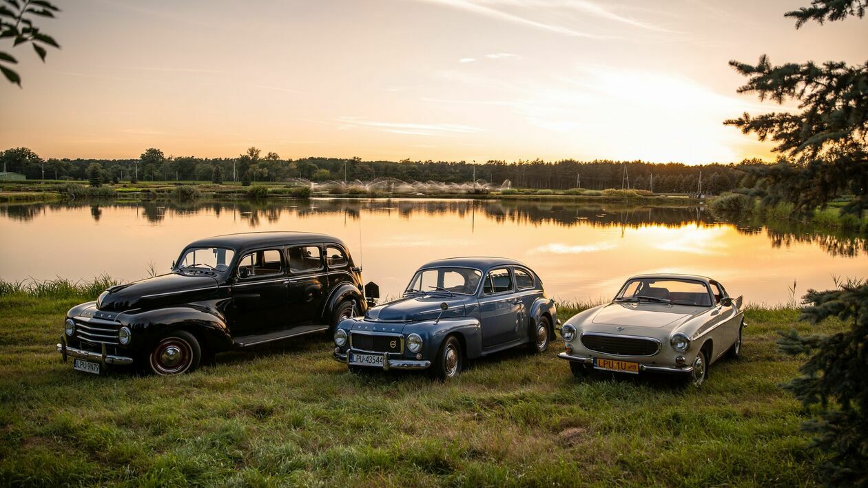  Klasykami jeździ się powoli, bez pogoni za czasem (zdjęcie 8) - Autor: Classic Club Puławy